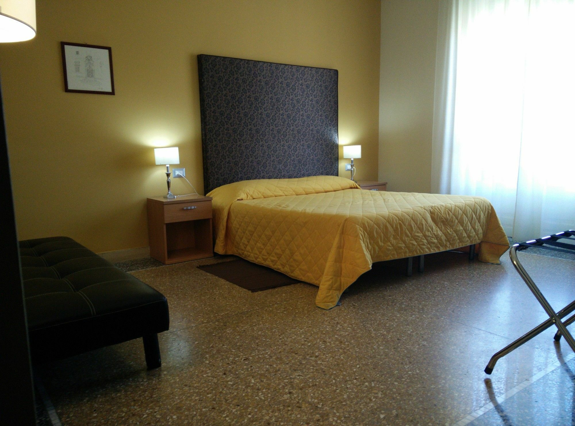 Al Porto Di Cagliari Hotel Exterior foto